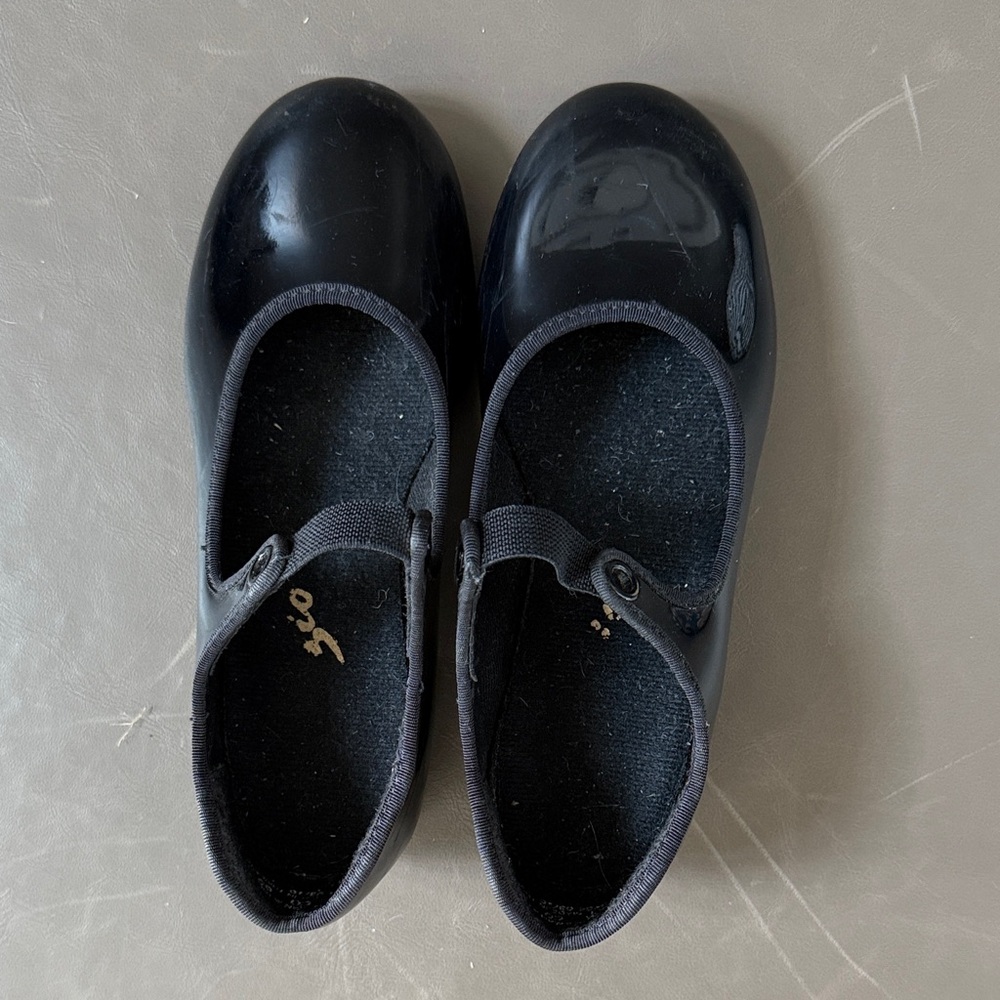 Black Capezio Tap Shoes